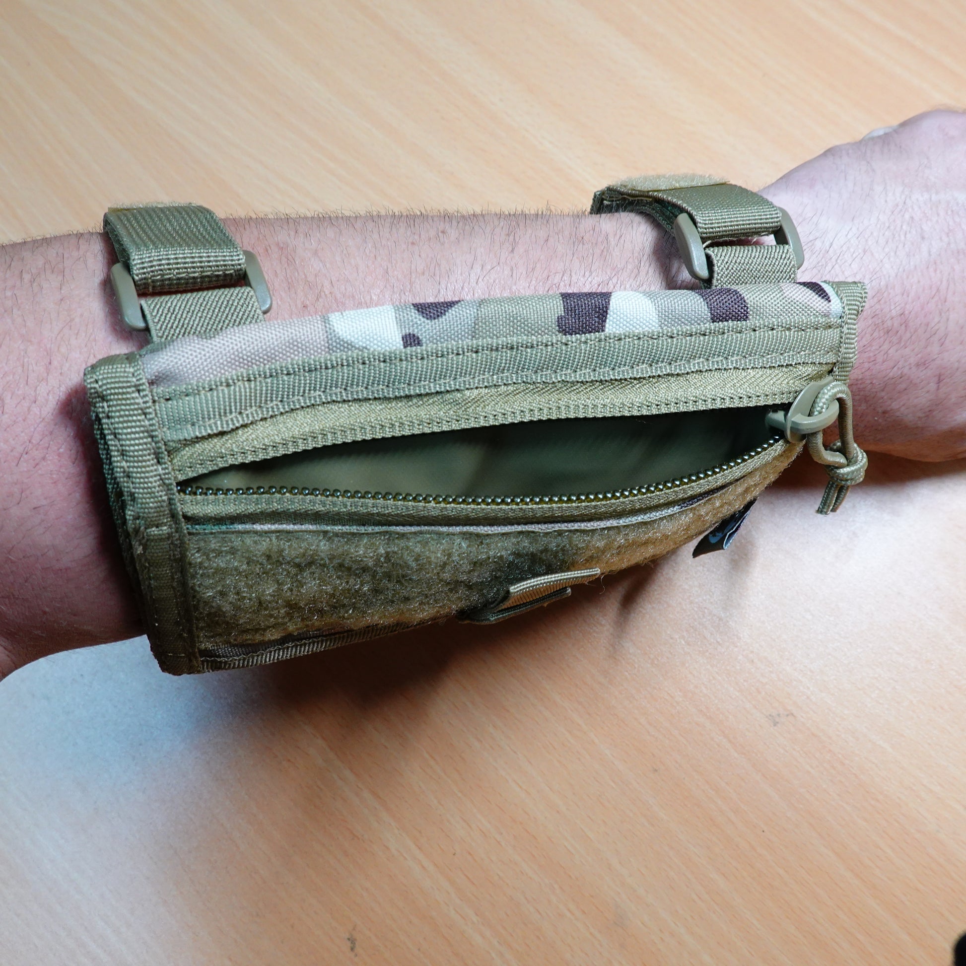 Viper Tactical Wrist Case GREEN